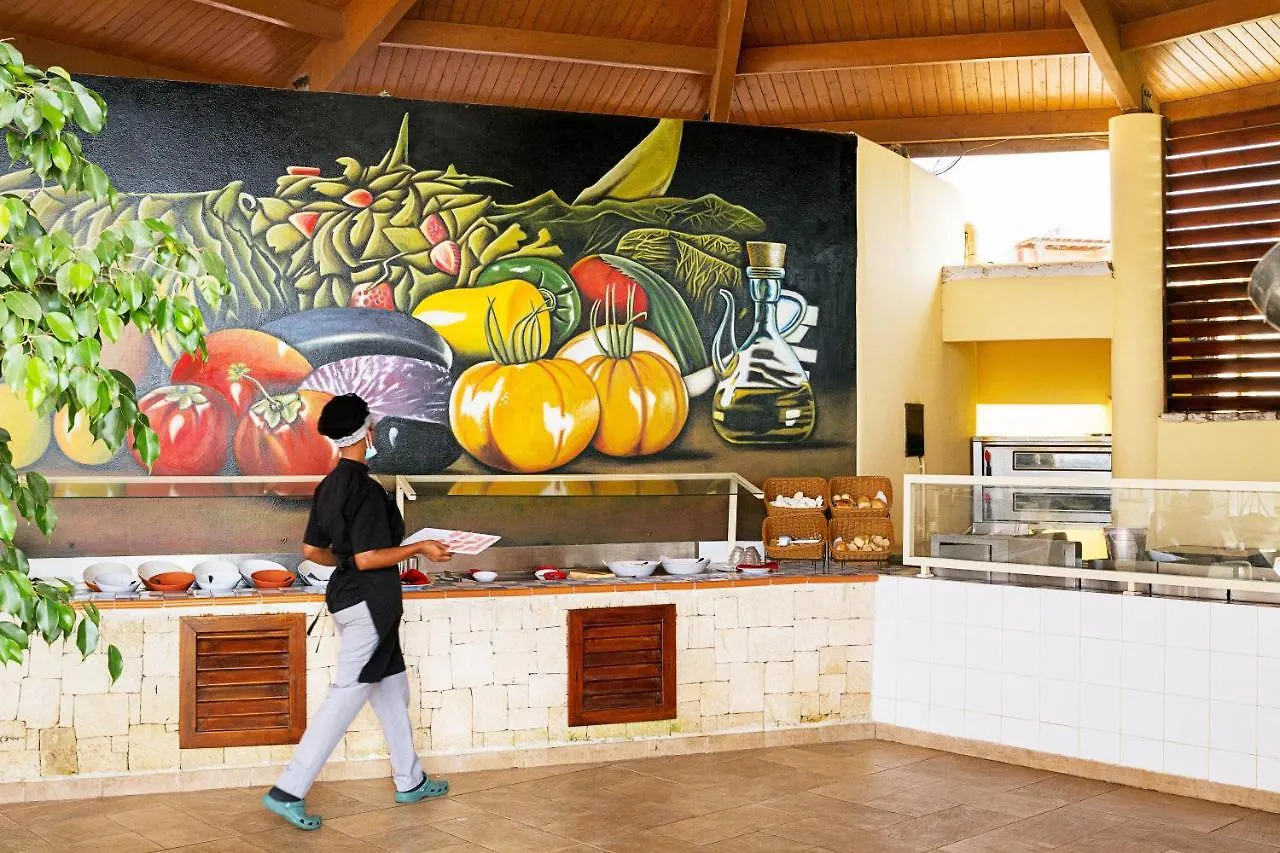 Occidental Boa Vista Beach Rabil Hotel